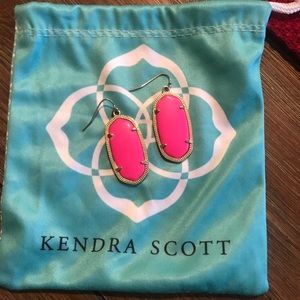 Kendra Scott Elle Earrings